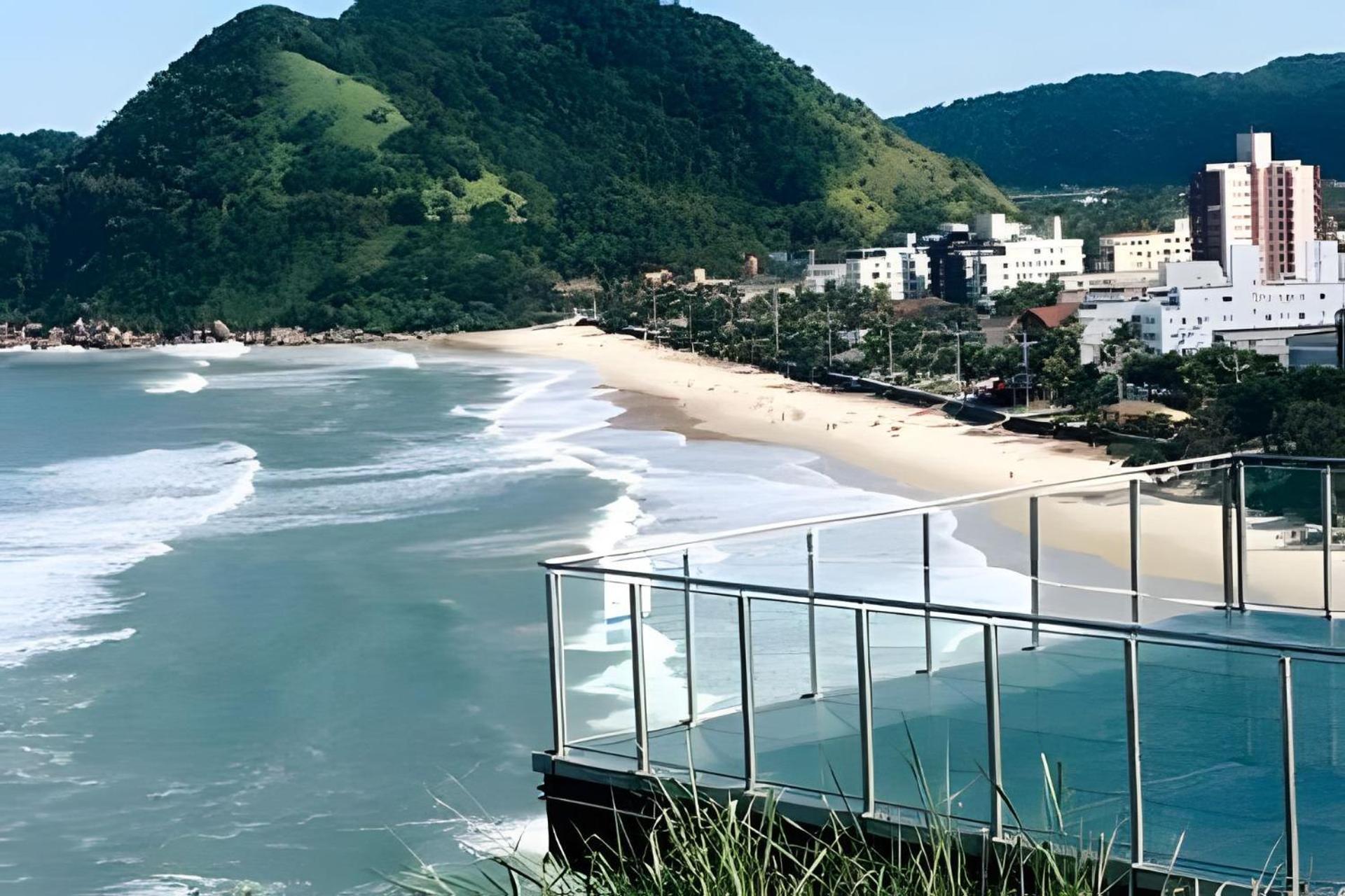 25C - Pe Na Areia Da Praia Do Tombo + Roupas De Cama + Vivo Fibra Guarujá Kültér fotó